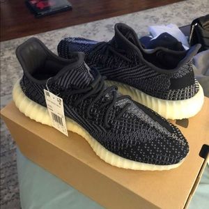 YEEZY BOOST 350 V2 CARBON (SIZE 12)